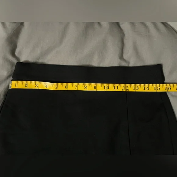 H&M Black Mini Skirt size M - Picture 7 of 10